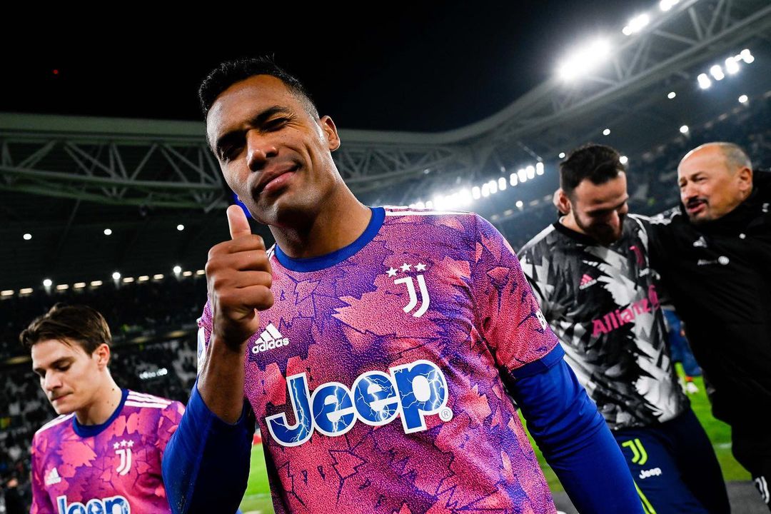 辽宁本钢转会期防线松动里程碑夜皇家马德里状态回暖，现场解说直呼：内马尔连续十五场比赛得分超过惊险取胜的简单介绍